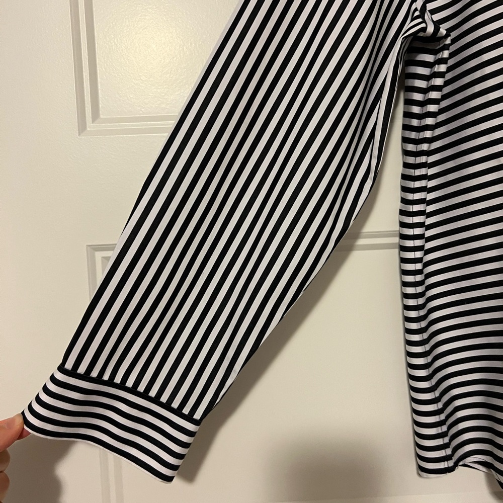 Chico's Black and White Striped No Iron Blouse - Picture 5 of 9